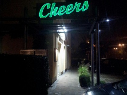 照片: Cheers